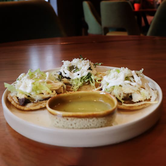 platillo sopes de pollo